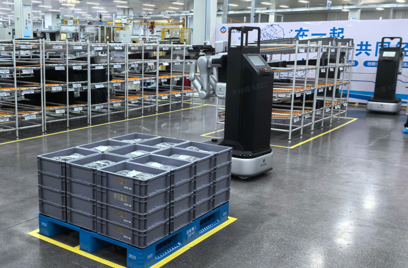 快盈VIII-“AWE直播之夜”火爆启幕，家居家电“C位”出圈